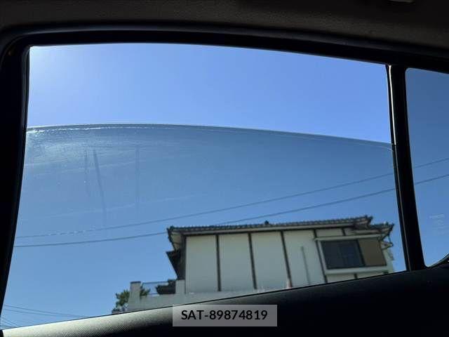 Toyota AQUA 2016-07 7978490-29