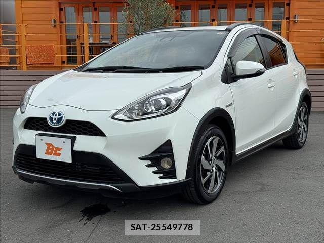 Toyota AQUA 2017-09 7978470-9