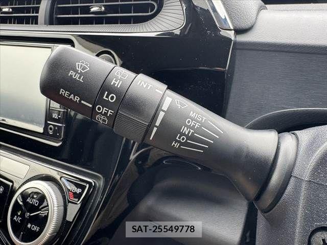 Toyota AQUA 2017-09 7978470-28