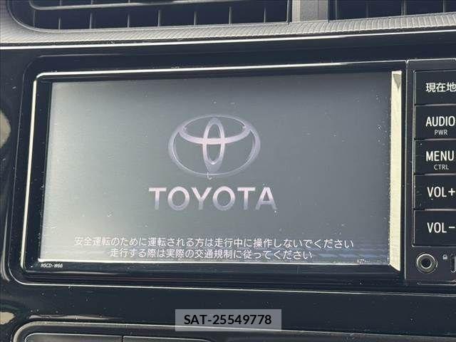 Toyota AQUA 2017-09 7978470-2