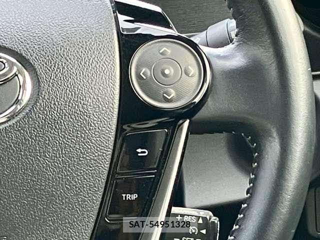 Toyota AQUA 2018-09 7978472-5
