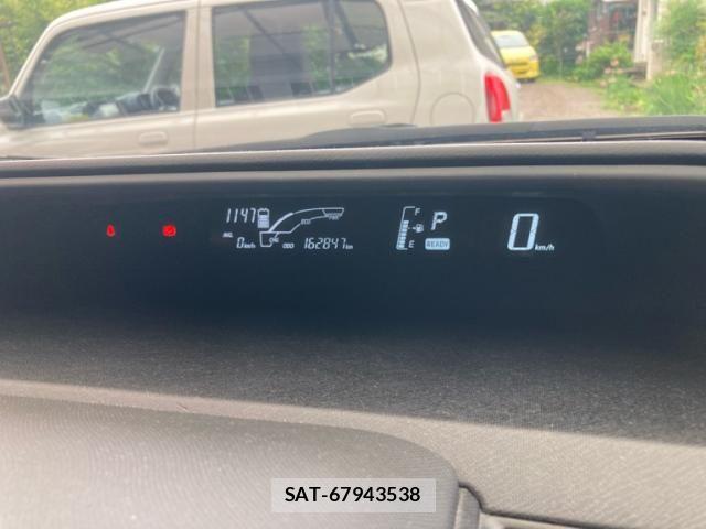 Toyota AQUA 2018-04 7978498-14