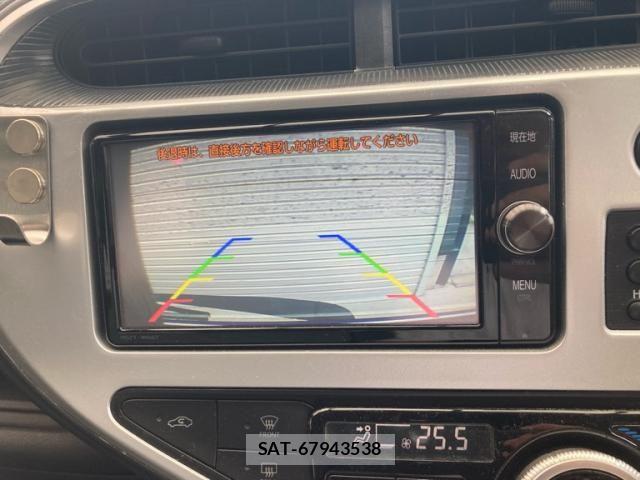 Toyota AQUA 2018-04 7978498-17