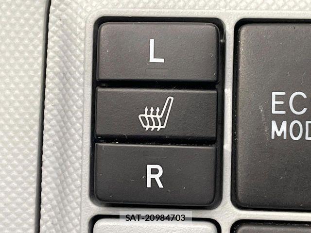 Toyota AQUA 2014-10 7978493-4
