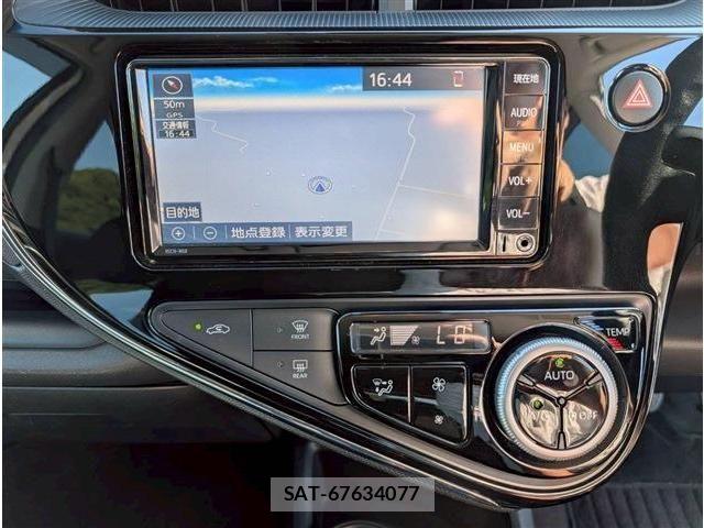 Toyota AQUA 2019-06 7978484-25