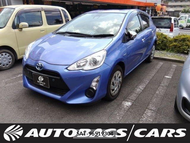 Toyota AQUA 2016-04 7978495-0