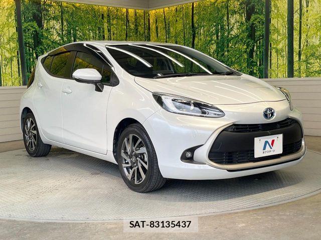 Toyota AQUA 2021-08 7978465-15