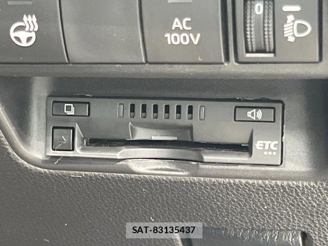 Toyota AQUA 2021-08 7978465-6