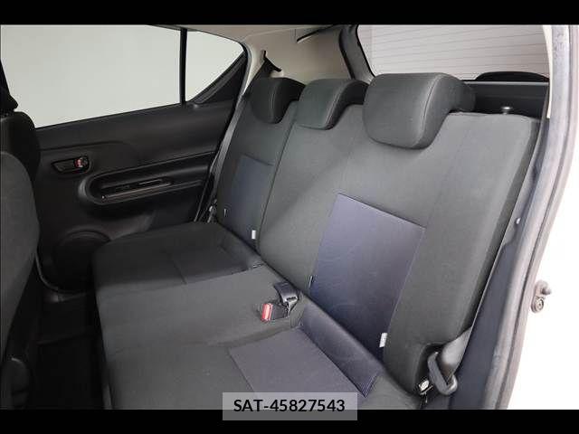 Toyota AQUA 2019-02 7978491-18