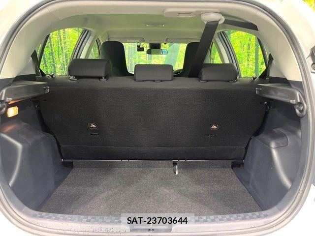 Toyota AQUA 2019-06 7978489-9