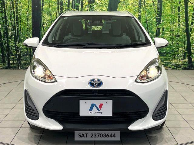 Toyota AQUA 2019-06 7978489-13