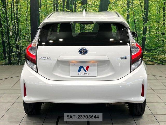 Toyota AQUA 2019-06 7978489-14
