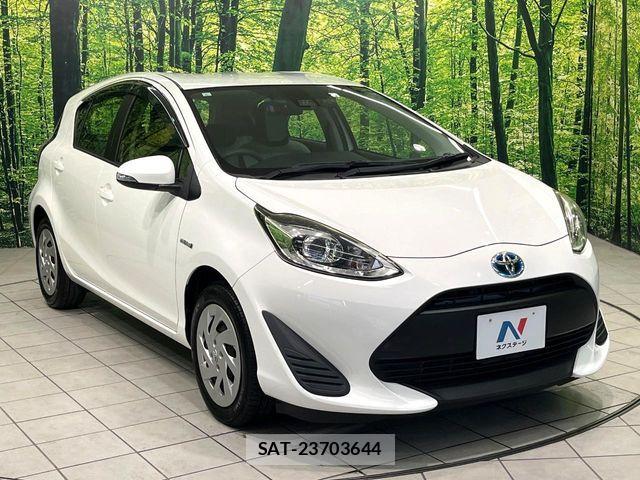 Toyota AQUA 2019-06 7978489-15