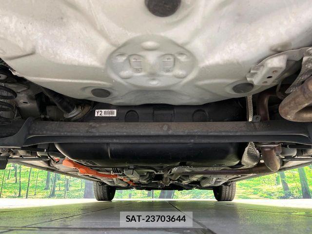 Toyota AQUA 2019-06 7978489-18