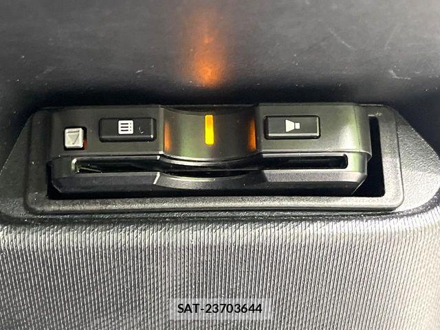 Toyota AQUA 2019-06 7978489-6