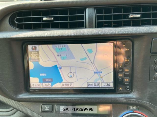 Toyota AQUA 2012-04 7978497-17