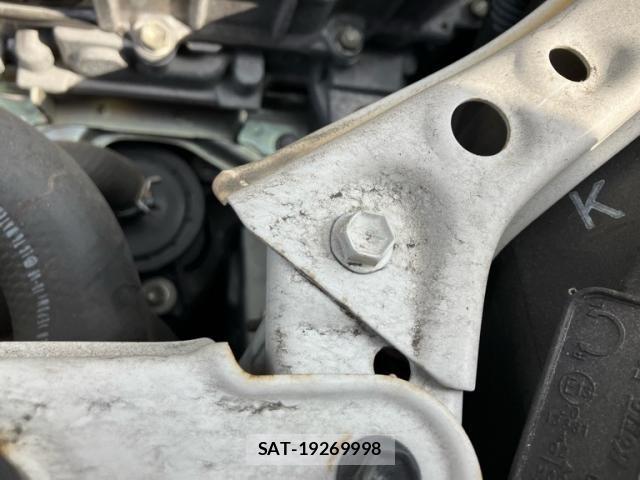 Toyota AQUA 2012-04 7978497-25