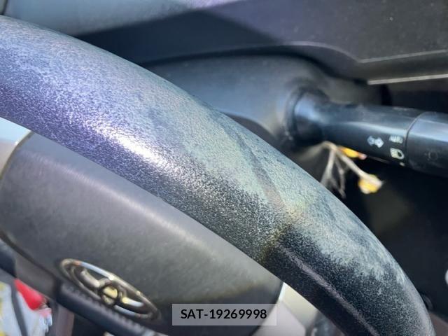 Toyota AQUA 2012-04 7978497-29