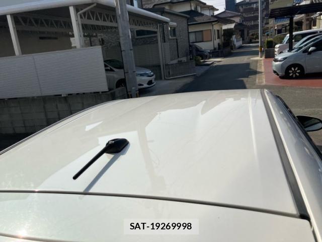Toyota AQUA 2012-04 7978497-6
