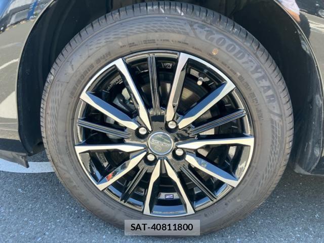 Toyota AQUA 2019-09 7978485-10
