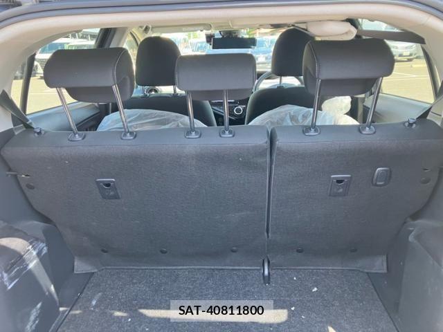 Toyota AQUA 2019-09 7978485-12