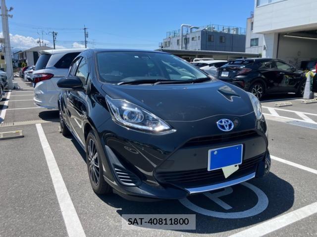 Toyota AQUA 2019-09 7978485-1