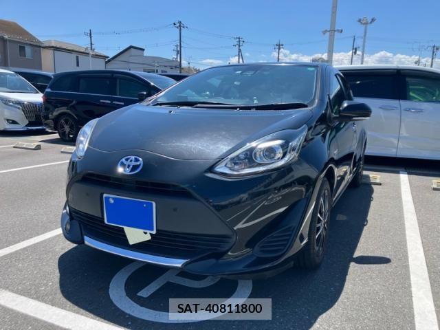 Toyota AQUA 2019-09 7978485-3
