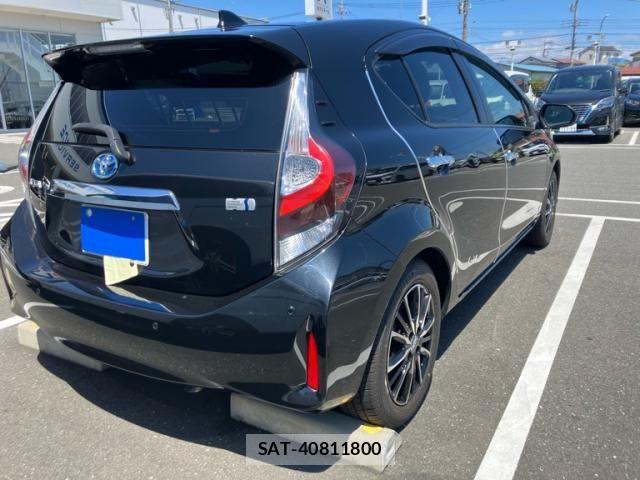 Toyota AQUA 2019-09 7978485-4