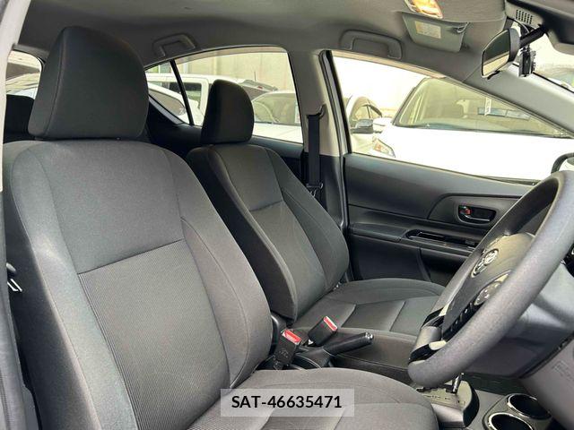 Toyota AQUA 2018-05 7978478-11