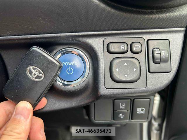 Toyota AQUA 2018-05 7978478-20