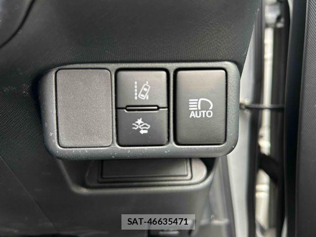 Toyota AQUA 2018-05 7978478-22