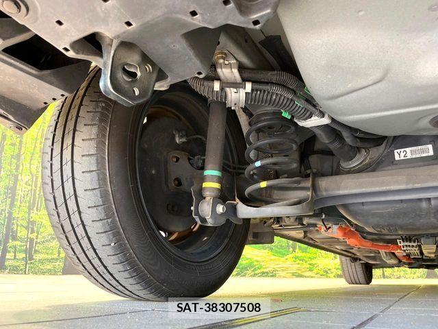 Toyota AQUA 2017-07 7978476-19