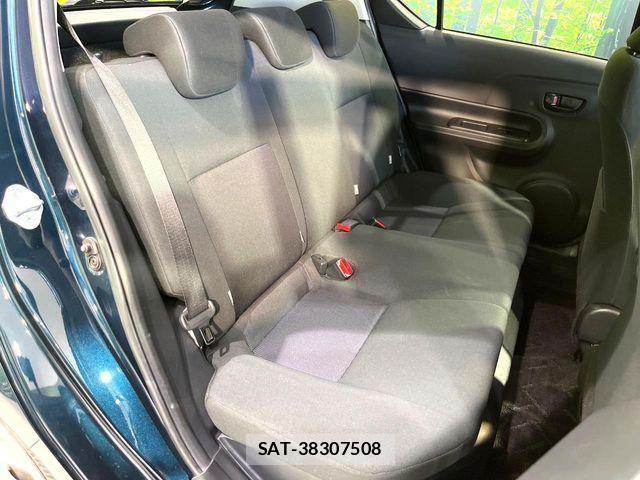 Toyota AQUA 2017-07 7978476-8