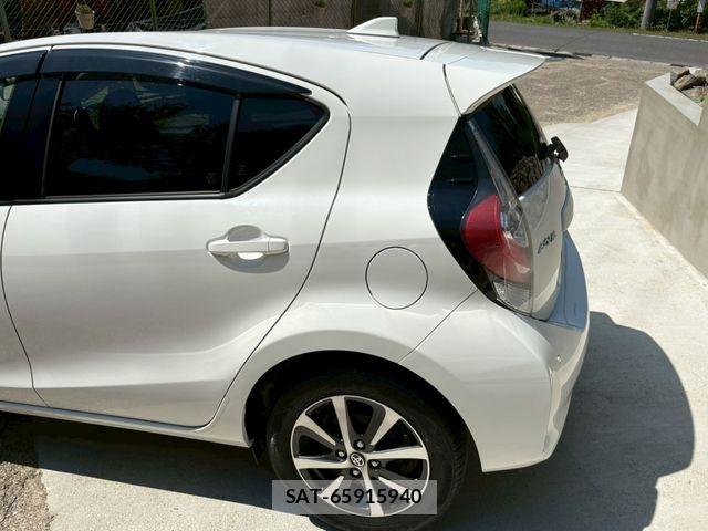 Toyota AQUA 2019-03 7978510-12