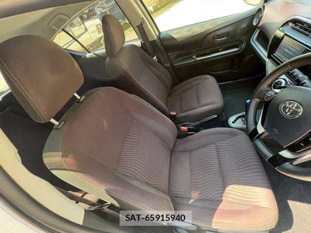 Toyota AQUA 2019-03 7978510-21