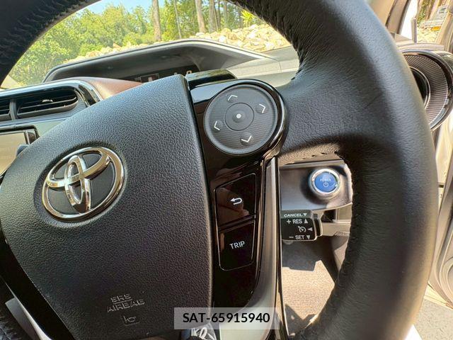 Toyota AQUA 2019-03 7978510-24