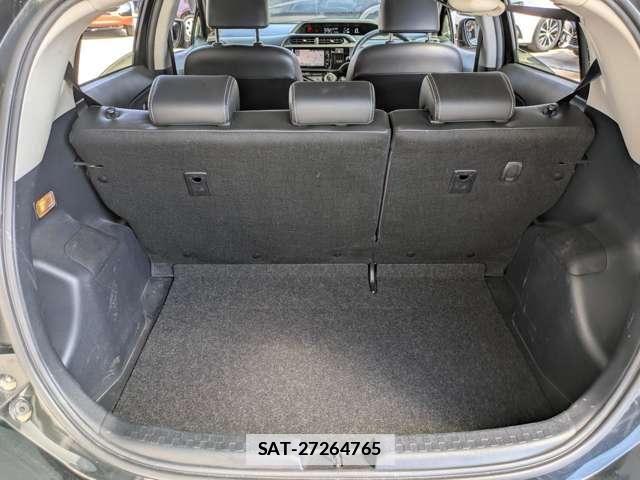 Toyota AQUA 2016-03 7978481-12