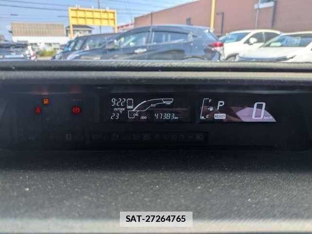 Toyota AQUA 2016-03 7978481-18