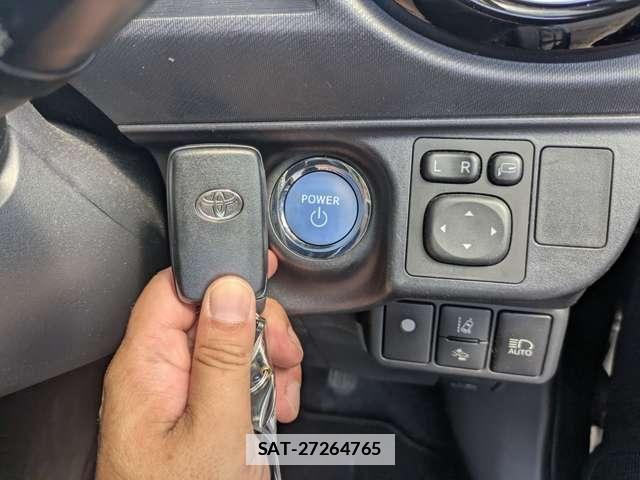 Toyota AQUA 2016-03 7978481-28
