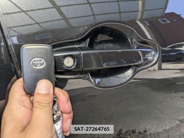 Toyota AQUA 2016-03 7978481-29