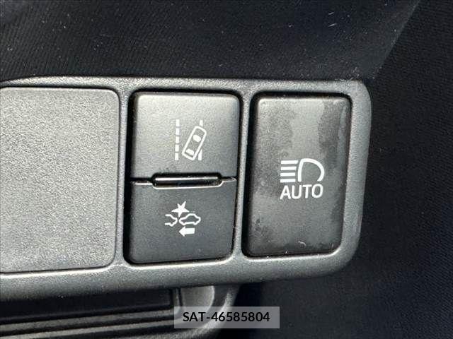 Toyota AQUA 2017-09 7978471-20