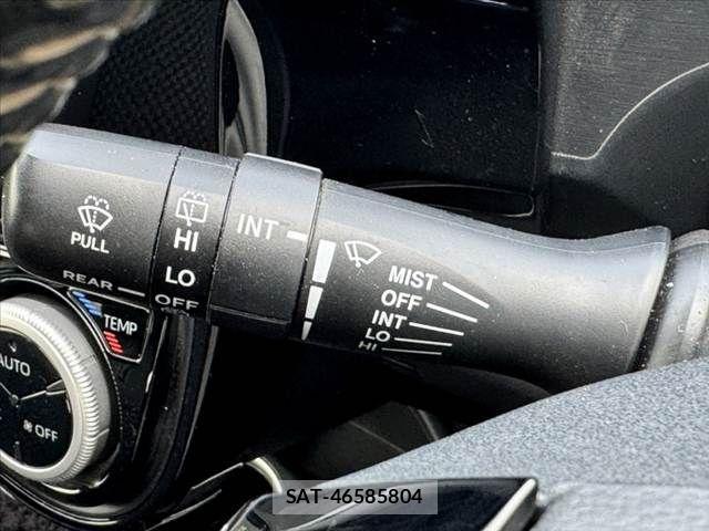 Toyota AQUA 2017-09 7978471-25