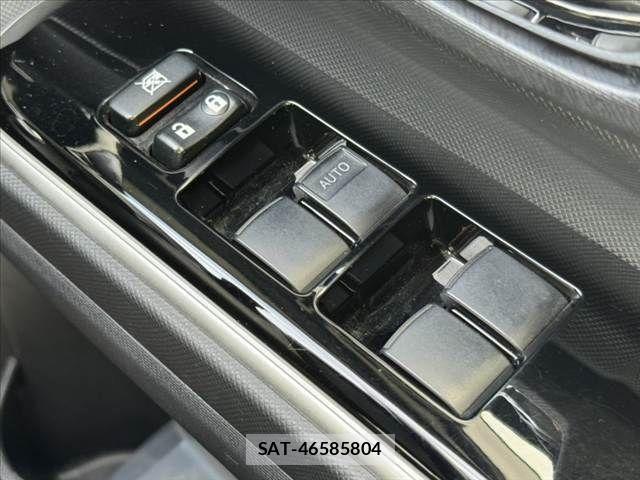 Toyota AQUA 2017-09 7978471-27