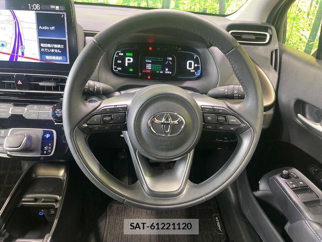 Toyota AQUA 2021-08 7978459-10