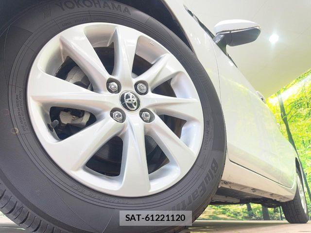 Toyota AQUA 2021-08 7978459-16