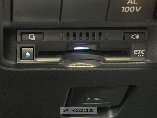 Toyota AQUA 2021-08 7978459-5