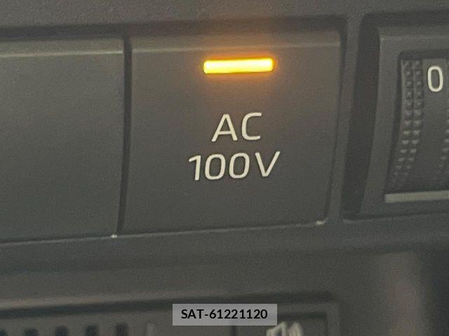 Toyota AQUA 2021-08 7978459-6