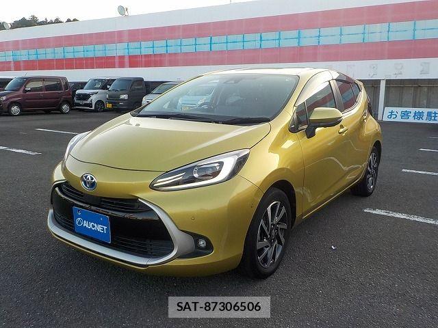 Toyota AQUA 2021-08 7978467-0