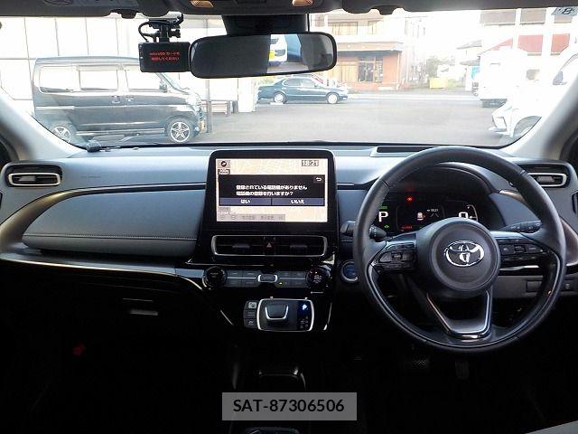 Toyota AQUA 2021-08 7978467-1