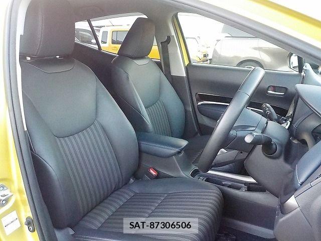 Toyota AQUA 2021-08 7978467-21